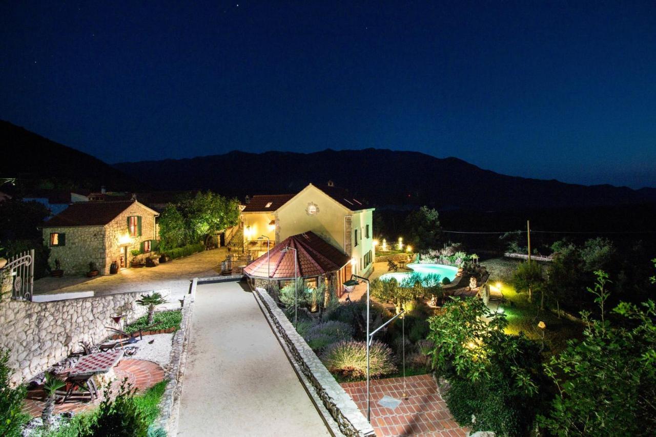 Holiday Home Casa Country Zadvarje ภายนอก รูปภาพ