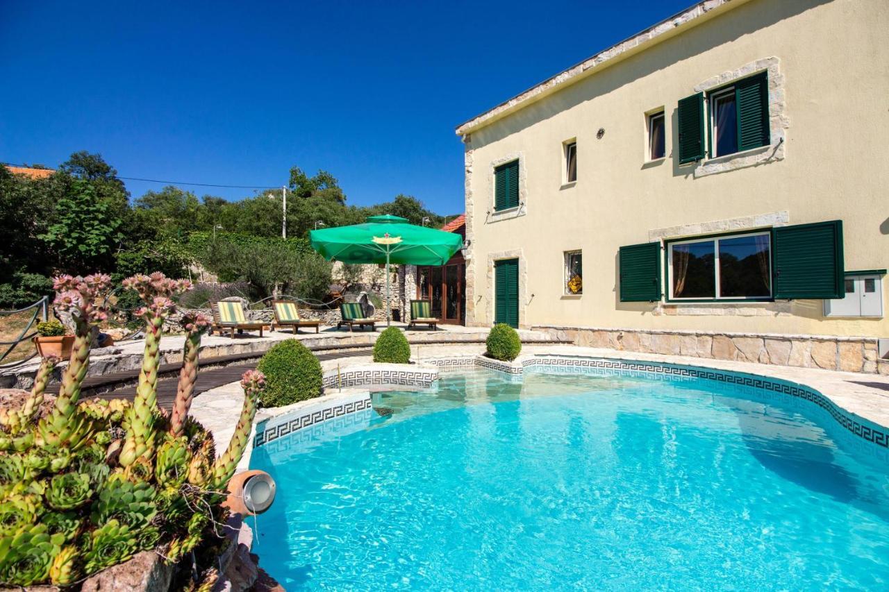 Holiday Home Casa Country Zadvarje ภายนอก รูปภาพ